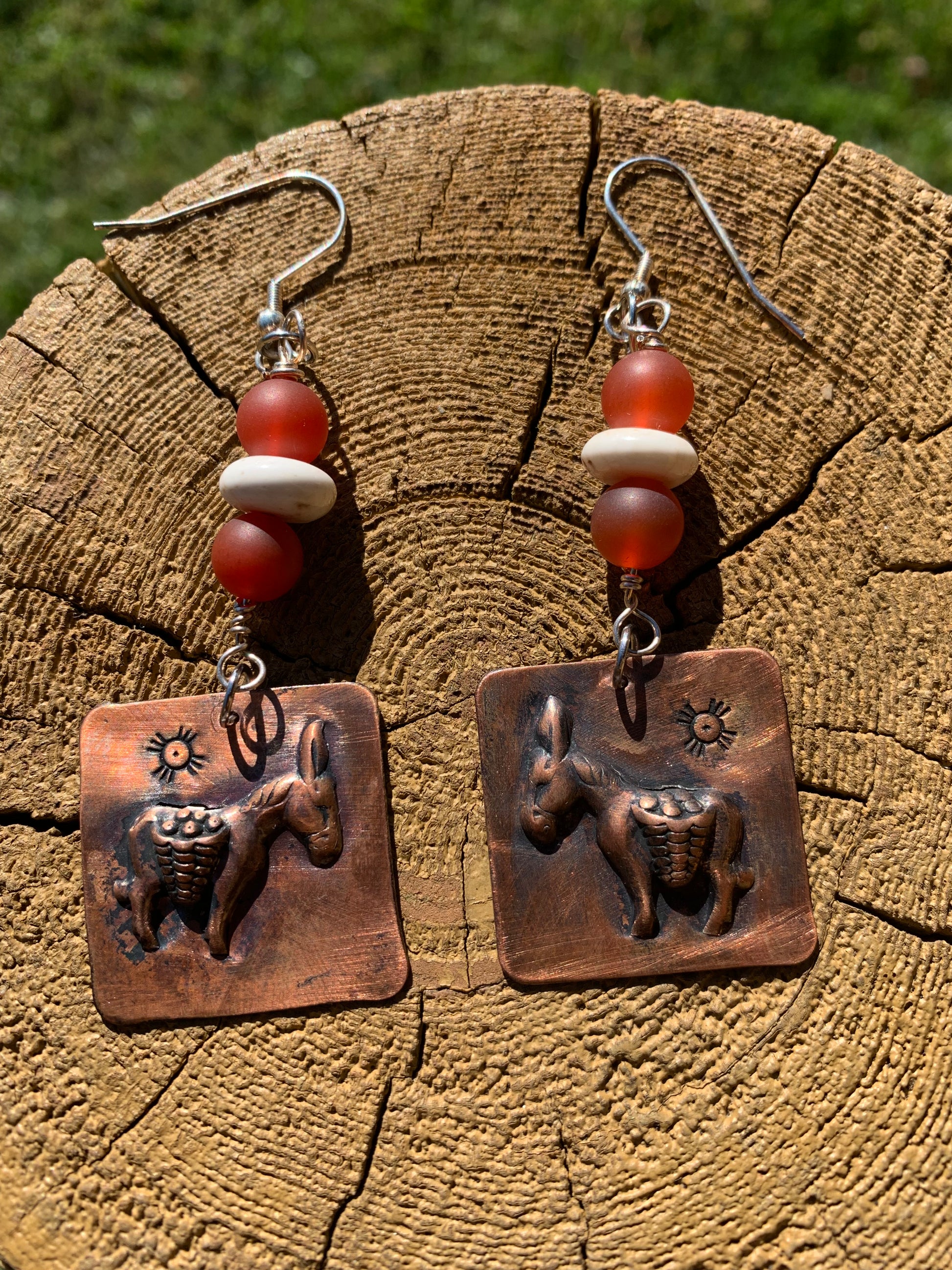 'Burros' for you Copper Earrings with Carnelian beads