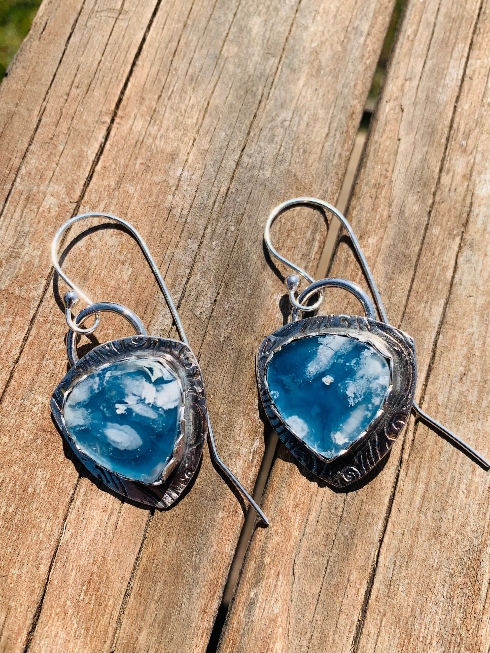 DreamClouds earrings with blue cloud-like stone