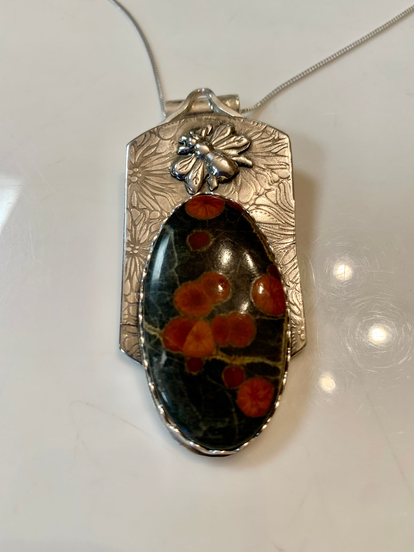 'Poppy's Garden' Silver Pendant with HoneyBee