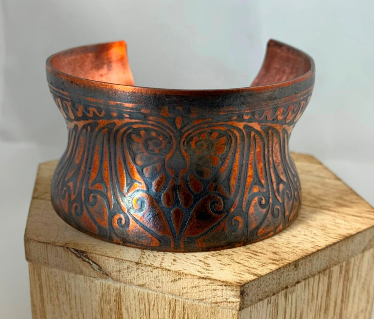Radiating Hearts Copper Wellness Cuff