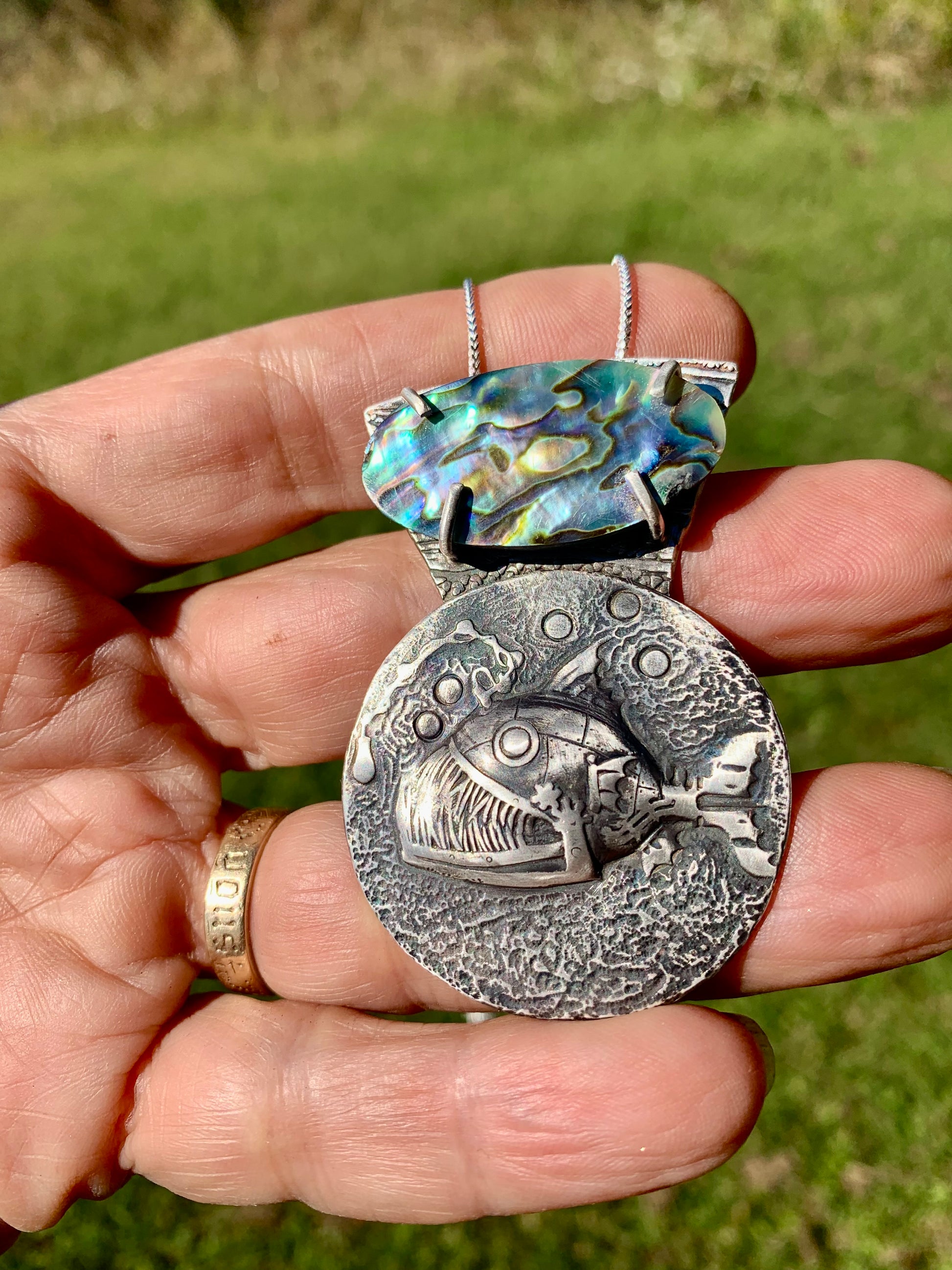 Twinkle Silver Pendant - Fish & Abalone Shell Necklace
