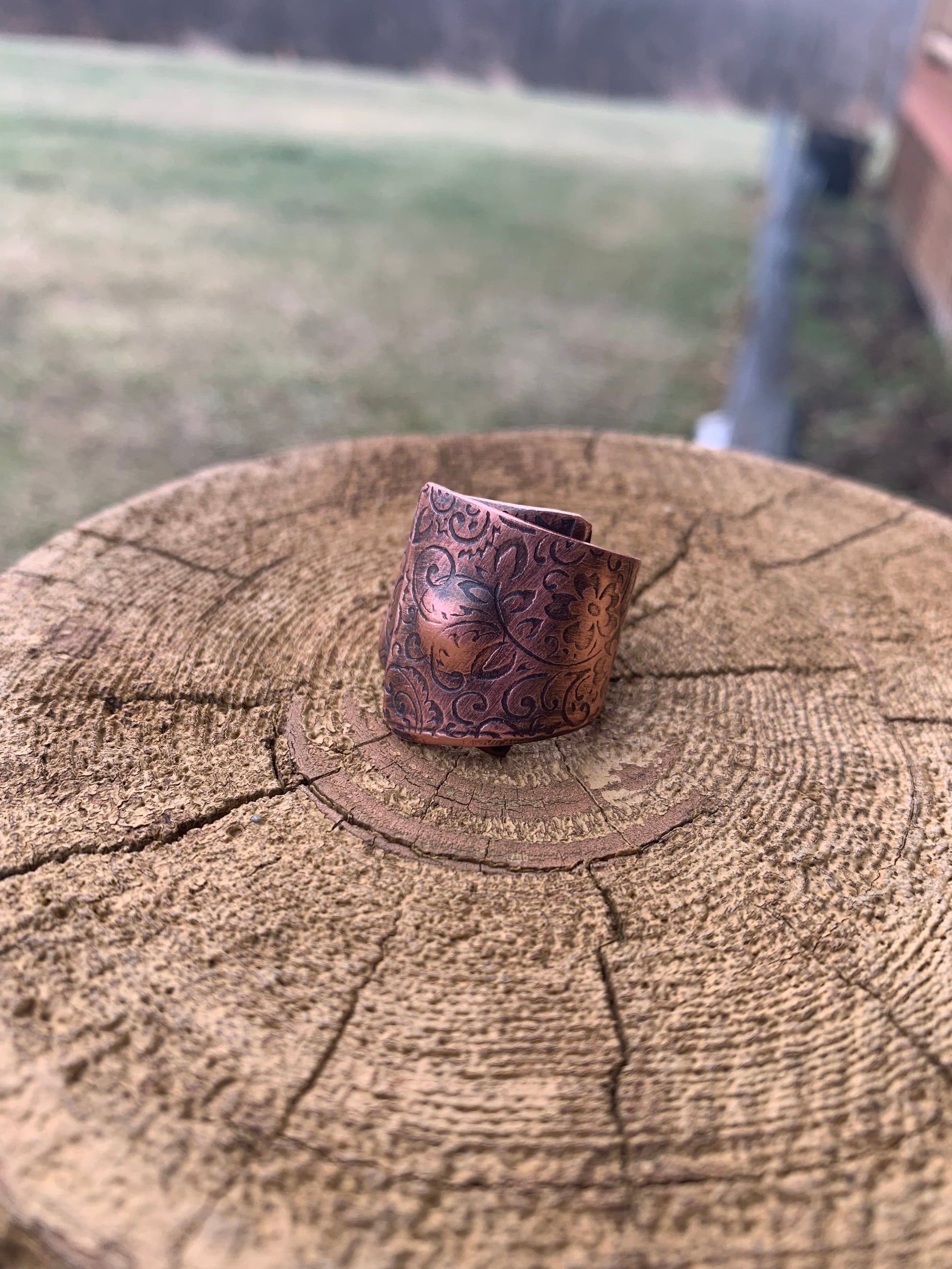 “Botanical Current” — Copper Floral Swirl Ring (Size 8)