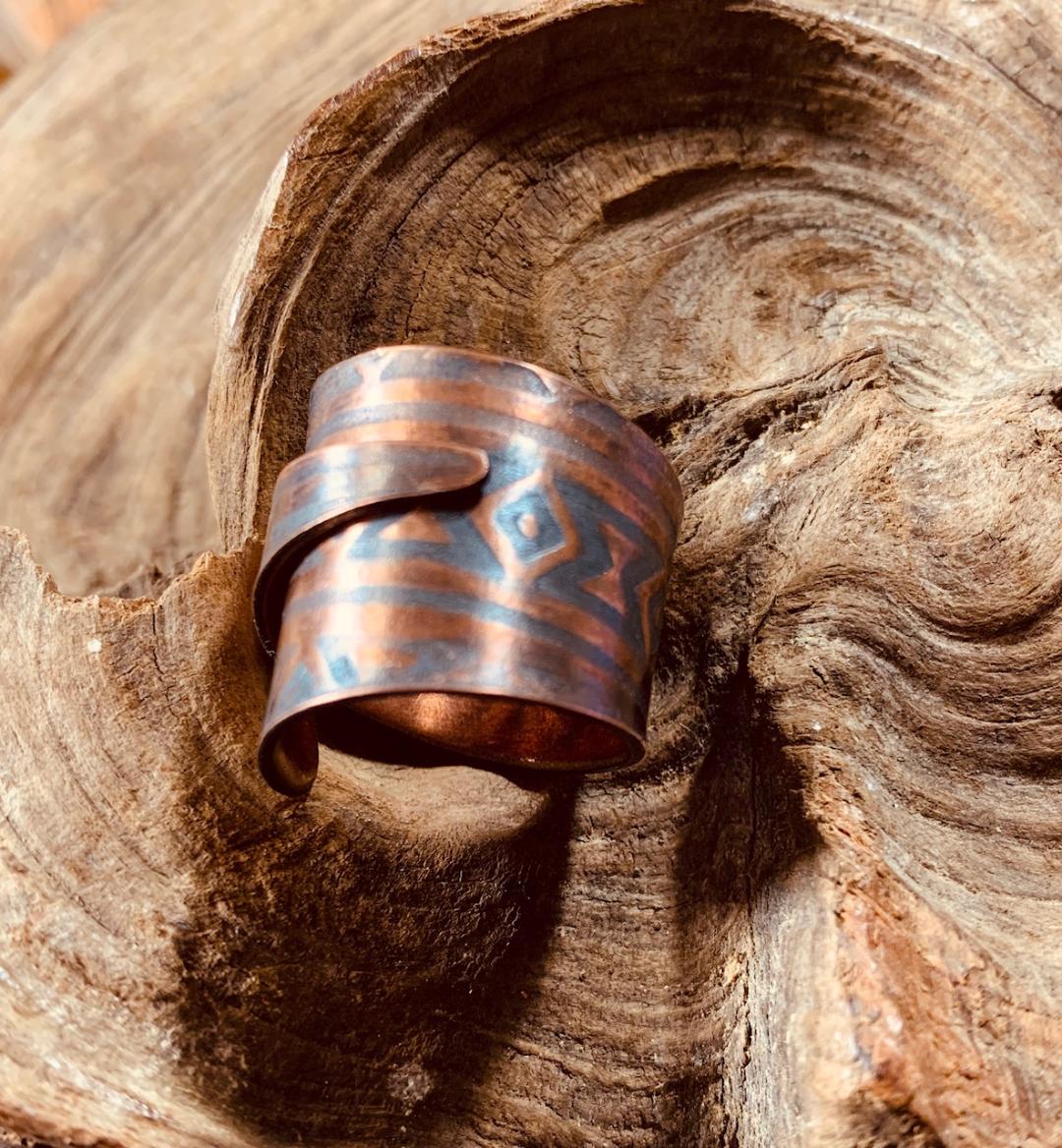 z-    Copper Wellness Artisan Ring Southwest pattern -Size 7